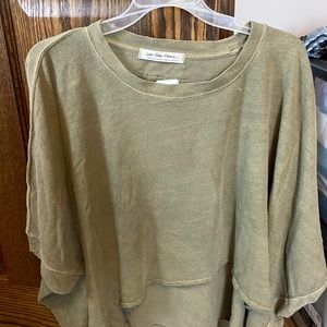 Free People cropped oversized shirt (L)